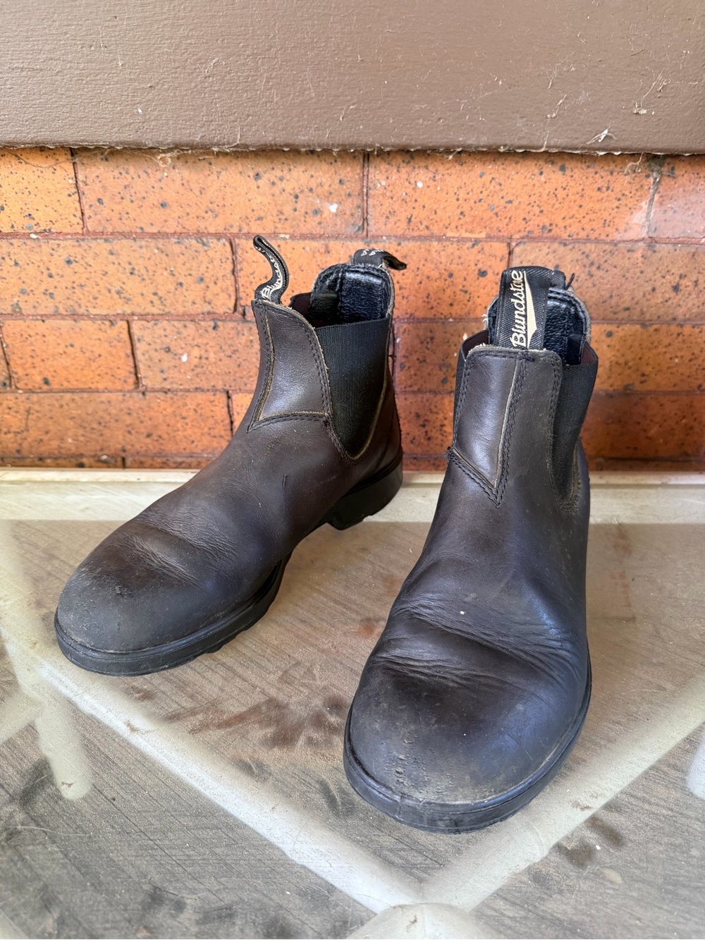 Classic Unisex Chelsea Blundstones